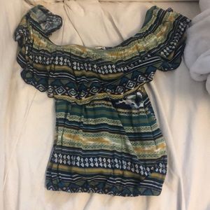 Off-the-shoulder print top